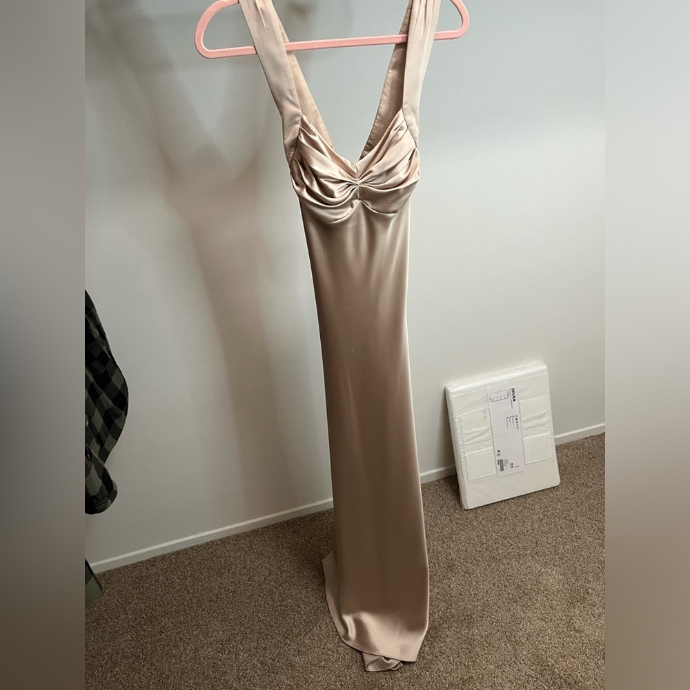 Calvin Klein Satin Gold/champagne ball gown size 2